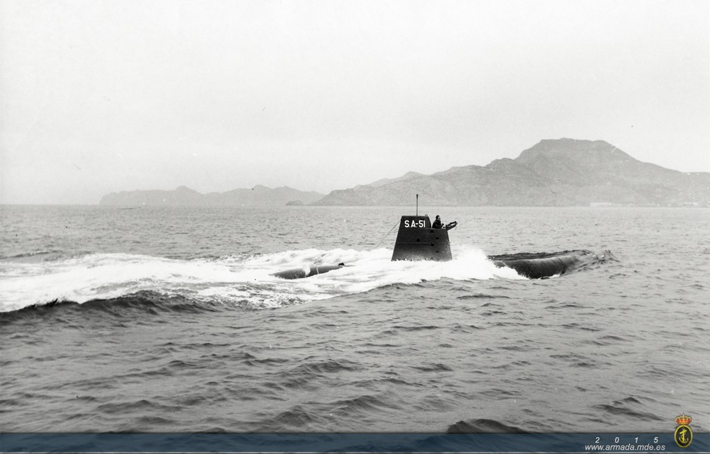 Pruebas de mar del SA-51 del tipo "Tiburón" en diciembre de 1965.